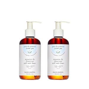 DANS UN JARDIN – Duo Soft Care Foam For Baby Made in Canada with 95% of Natural Origin Ingredients – 2 in 1 Body & Hair Wash – Sweet Pea Scent – Skin-Friendly – Gentle On The Skin – Vegan – 2x245ml