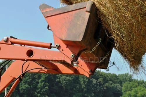 Miniatura 10 de Accesorio de lanza de bala de heno con pala de pacas de 49 pulgadas y picos estabilizadores, clasificados 3000 libras