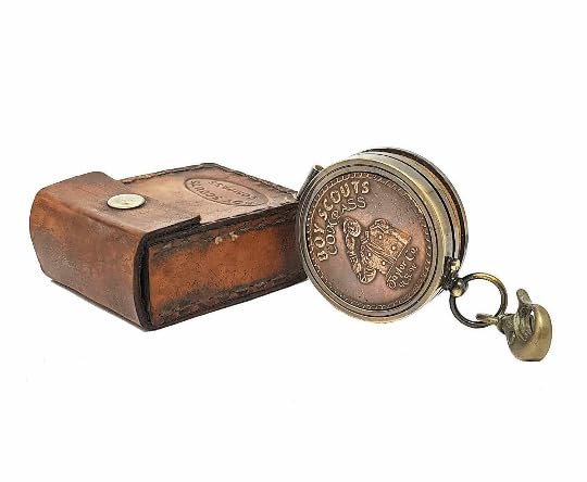 Brújula Vintage de Latón con Grabado y Estuche de Cuero miniatura 2