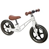 Ultraligeros y seguros para los niños: con solo 2,26 kg, estos patines son perfectos para los más pequeños que quieren aprender a patinar solos, sin cansarse ni desanimarse.