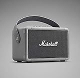 Kilburn II ist als spritzwassergeschützt nach IPX2 eingestuft. So hält er leichtem Spritzwasser stand