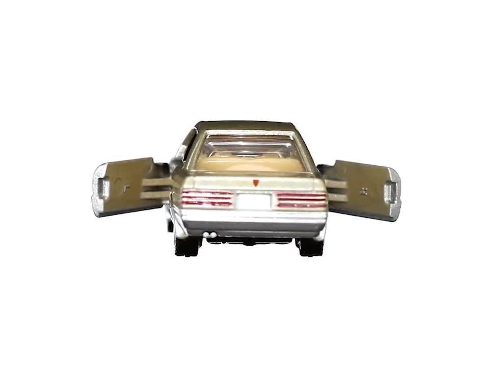 トミカプレミアム 04 日産 レパード 旧パッケージ 新パッケージセット Amazon | トミカ トミカプレミアム 04 日産 レパード | ミニカー