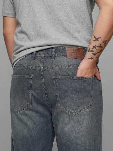 Image of Urbano Plus Men's Relaxed Fit Washed Denim Jeans Non-Stretchable
