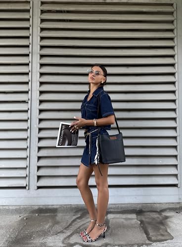 Wrangler Large Crossbody Purse for Women Cross Body Bag with Scarves2