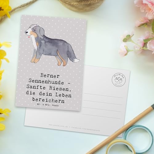 Mr. & Mrs. Panda Postkarte Berner Sennenhund Freude - Geschenk, einzelkarte, Hunderassen Vielfalt, Eigenschaften, liebevolle Hunde, Hund, Postkarten, Grußkarte, Ansichtskarte, sanfte Riesen