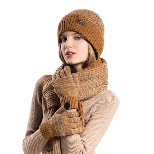 Ensemble bonnet écharpe gants en tricot idéal pour les balades d'hiver