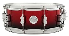 10-ply European maple shell for rich, focused sound DW Mag throw-off for smooth and precise snare control Dual-turret lugs for stable tuning and consistent performance True Pitch tension rods for accurate tuning adjustments Remo drum heads for reliab...