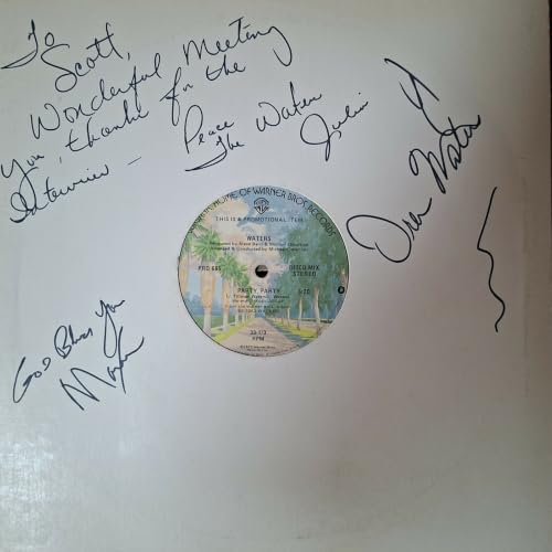 Episode 43: The Waters (Julia, Maxine & Oren). Interviewed on Paul Simon Tour in Glasgow, 1991.