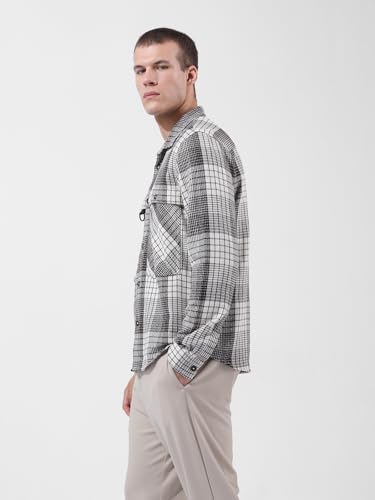Image of THE INDIAN GARAGE CO Men Regular Fit Checkered Full Sleeves Cutaway Collar Casual Overshirt