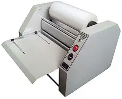 Plastificadora Profissional De Bobina AtÃ:copyright: A3 Bi-volt R-380 MR Máquina