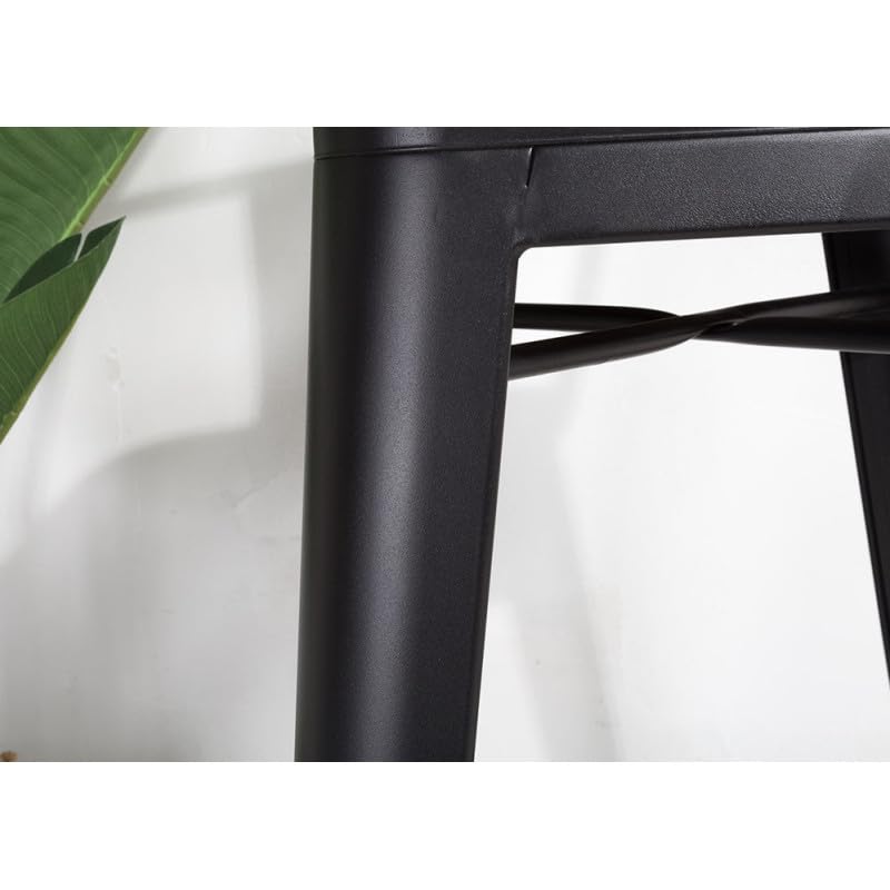 Kosmi - Silla de Bar, Taburete Grande de Estilo Industrial con pequeño Respaldo de Metal Negro Mate y Asiento de Madera Natural Clara, Altura del Asiento 76cm