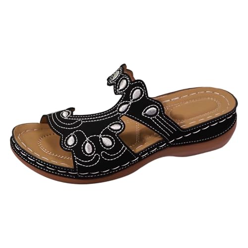 Sabot de veau et tongs plage pour des vacances farniente au soleil