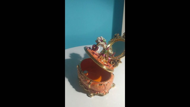Rose-Golden Fairy Dresser Jewelry Boxes on Amazon Live