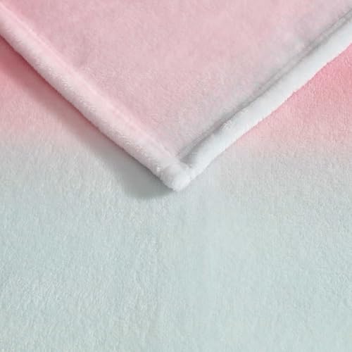 Image of Betsey Johnson - Blanket, Buttery-Soft Throw Blanket for Couch or Bed, Boldly Plush & Oversized Bedding (Ombre Blue, 50 inch x 70 inch)
