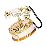 Décor vintage : une boîte à musique et une boîte à bijoux, conçues en forme de téléphone, très charmantes et exquises, adaptées aux petits.