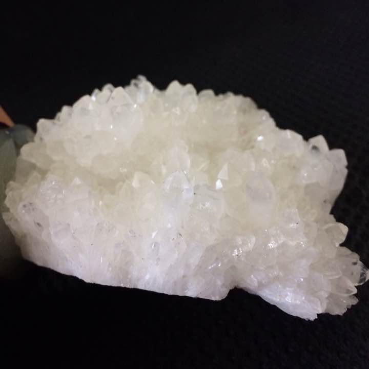 新品❗️水晶クラスター　天然石 楽天市場】水晶クラスターの通販