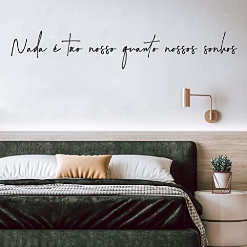 Frase Nada é tão nosso quanto nossos sonhos Lettering de Parede MDF Escultura Aplique de Cabeceira C