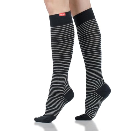 Image of VIM & VIGR Cotton Graduated Compression Socks