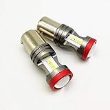 Lente de condensador: proporciona hasta 25 m de iluminación con una fuerte penetración de luz que distribuye la luz uniformemente. Estos LED tienen un efecto de encendido/apagado instantáneo con haces brillantes duraderos y que no se decoloran.