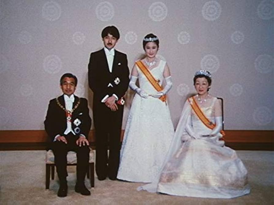 明仁天皇陛下の足跡DVD4本セット 昭和のニュース映画で綴る 明仁天皇陛下の足跡 DVD 4枚組