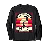 Photo Gallery never underestimate an old woman with a kiteboard kitesurf maglia a manica Photo Gallery never underestimate an old woman with a kiteboard kitesurf maglia a manica