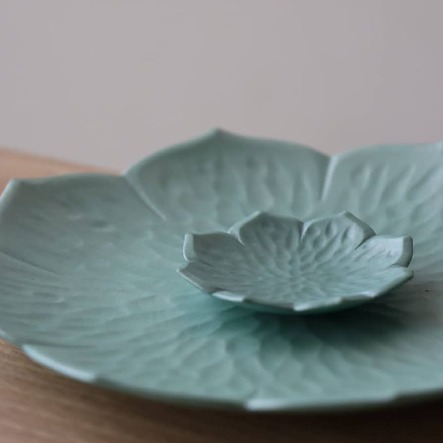 貝山窯　皿 Amazon | 有田焼 桔梗型銘々皿 16cm 取り皿 レッド 貝山窯