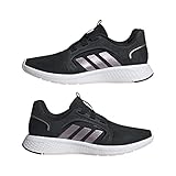 Calzado deportivo de la marca adidas