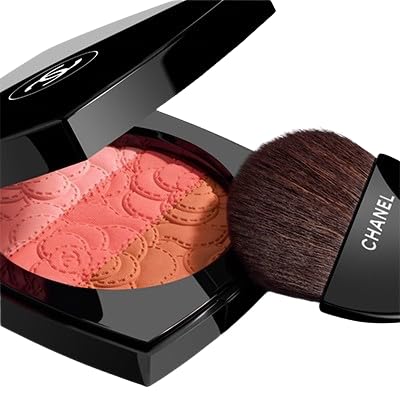 CHANEL カメリア フトゥーラ　チーク　カラー カメリア フトゥーラ パウダー トリオ チークカラー | CHANEL