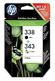 Aumenta il risparmio economico e le perdite di tempo comprando HP Combo Pack per la tua stampante, la confezione contiene le due cartucce standard 338 Nero e 343 Tricromia