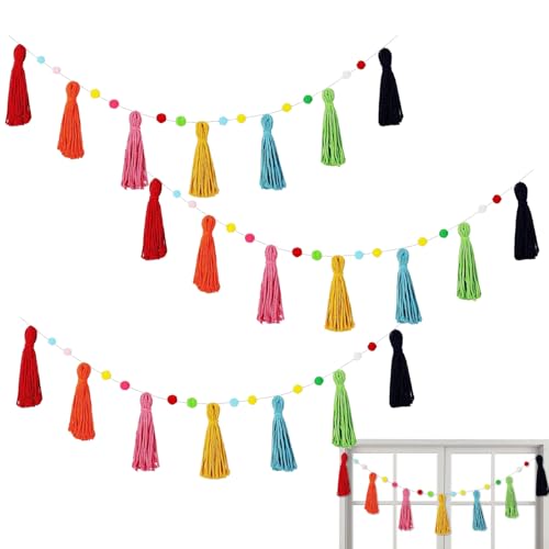 Guirnalda de borlas para transformar un aula fría en un espacio boho 7