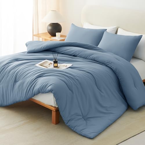 CozyLux Grayish Blue Queen Comforter Set, 3 Pieces Dusty Blue
