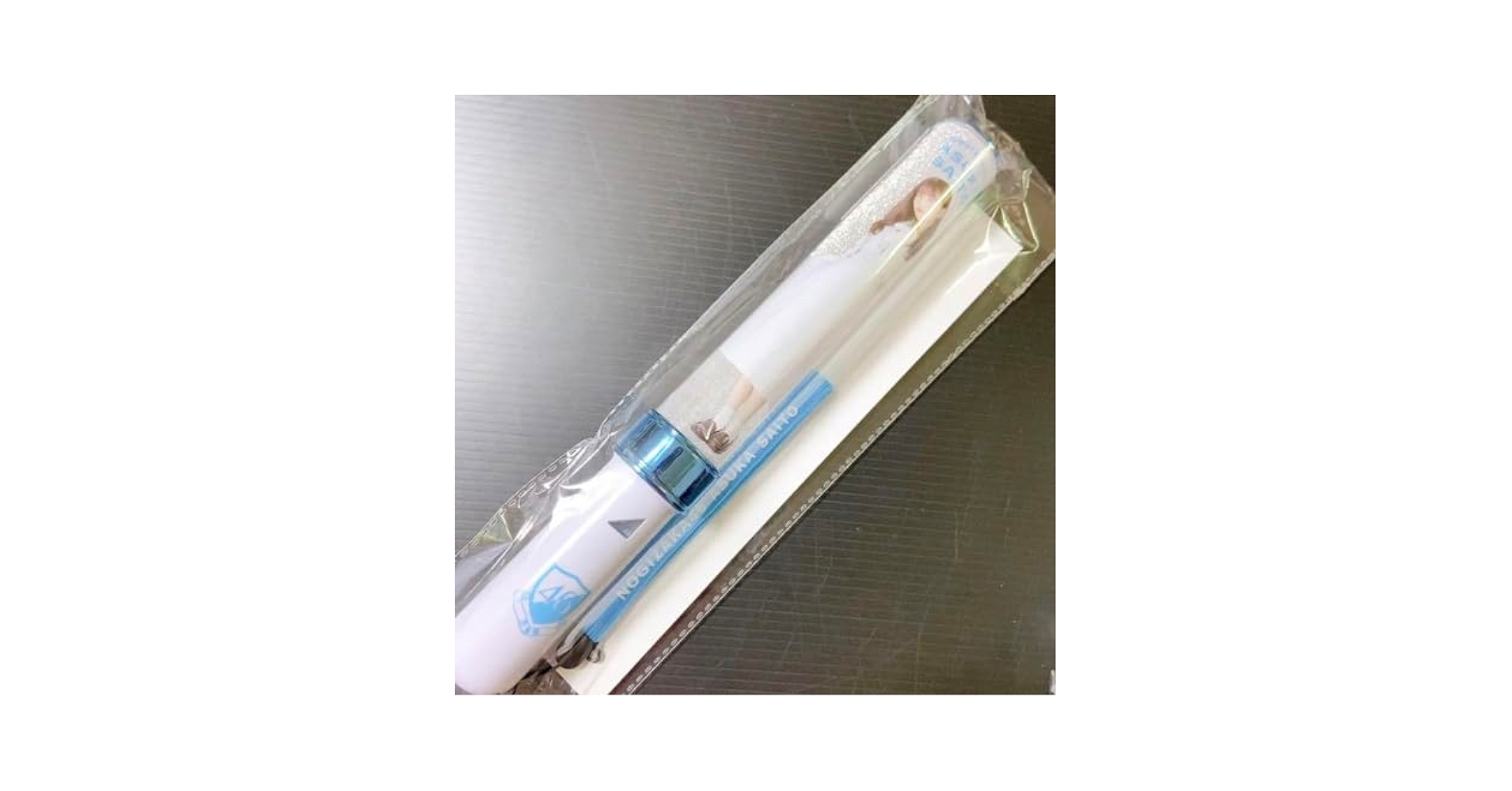 乃木坂46 - 乃木坂46 齋藤飛鳥 卒業コンサート スティックライトペンライトサイリウム 2本 Amazon.co.jp: 乃木坂46 齋藤飛鳥 卒業コンサート スティック