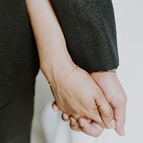 Iefwell Dainty Gold Bracelets For Women, 14K Gold Plated Oval Link Chain Handmade Cute Paperclip Link Chain Gold Bracelets For Women Girls Jewelry #TOP3