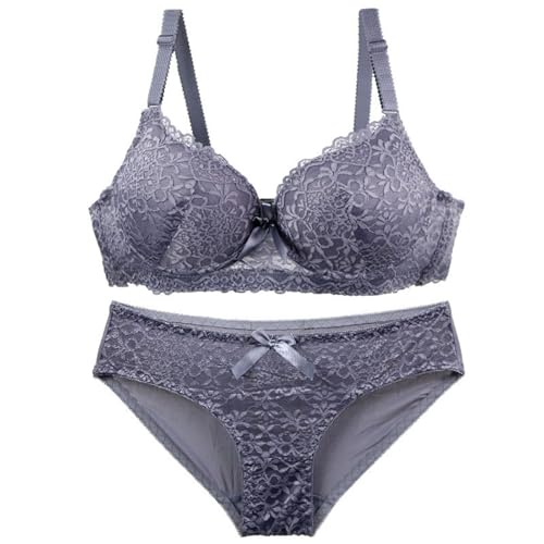 Ensemble lingerie dentelle beige idéal sous vos tenues de bureau ajustées
