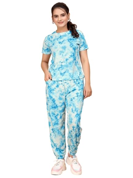 Image of Women's Printed Polyester Tracksuit Set, Lightweight Stretchable Tracksuit Suit and Gym Outfit with Side Pockets