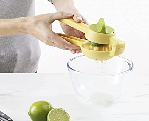 Image of Manual Squeeze and Twist Hand Juicer Machine for Lemon, Orange, Citrus, Fruits, and Vegetables Lime Squeezer 1PC