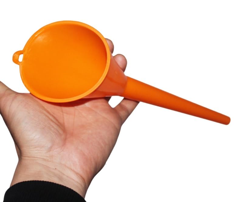 Funil Laranja Produto para Trocar Óleo Fluídos Combustível Cabo Longo 26,5cm Karbox