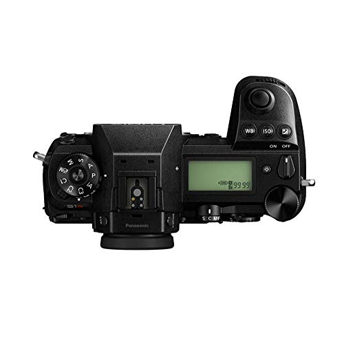 Image of Panasonic LUMIX S1R Full Frame Mirrorless Camera with 47.3MP MOS High Resolution Sensor, 24-105mm F4 L-Mount S Series Lens, 4K HDR Video and 3.2 inch LCD - DC-S1RMK Black