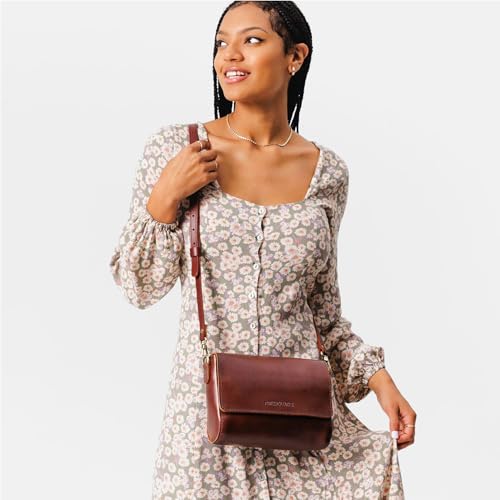 Image of Portland Leather Goods Metro Crossbody Bag for Women - Handmade from the Finest Full-Grain Hides