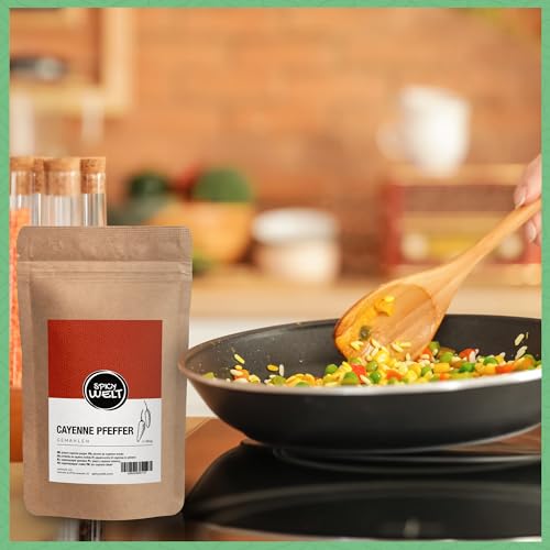 Spicy Welt Cayennepfeffer Gemahlen (250g) – Chilipulver für Marinaden, Rubs, Dips, Saucen, Suppen und Würzmischungen | Pikant, Kräftig und Aromatisch | 100% Naturrein, Ohne Zusätze