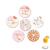 Dessous de verre apéritif colorés et ludiques :Chaque sous-verre Aperol arbore un motif vibrant et une citation amusante inspirée de Spritz. Ces dessous de verre ludiques sont parfaits pour créer une ambiance conviviale autour d'un apéritif entre amis, tout en protégeant votre table avec élégance. Ces dessous de verre à cocktail sont à la fois décoratifs et pratiques.