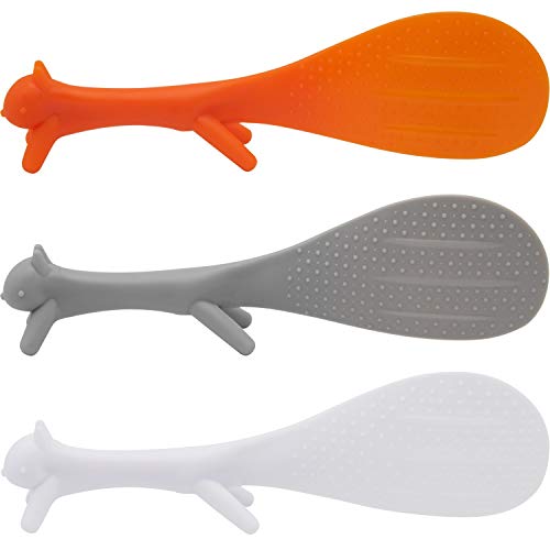 QA 3 Pieces Creative Standing Scoopers Lovely Squirrel Shape Plastic Rice Paddle Spoons Non-Stick Rice Cooker DIshes Filled Scoop Shovel