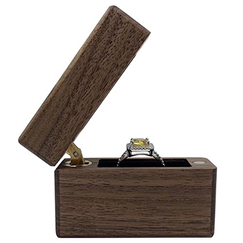UOOOM Large Wood Ring Box Slim Portable Walnut Jewelry Box Ring Case for Proposal,Engagement,Wedding (Large/Brown)