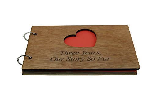 Álbum de recortes para el tercer aniversario — «3 años, nuestra historia hasta ahora» — Libro de recuerdos con cubierta de madera — Álbum de fotos o cuaderno — Tamaño A5 con papel reciclado miniatura 3