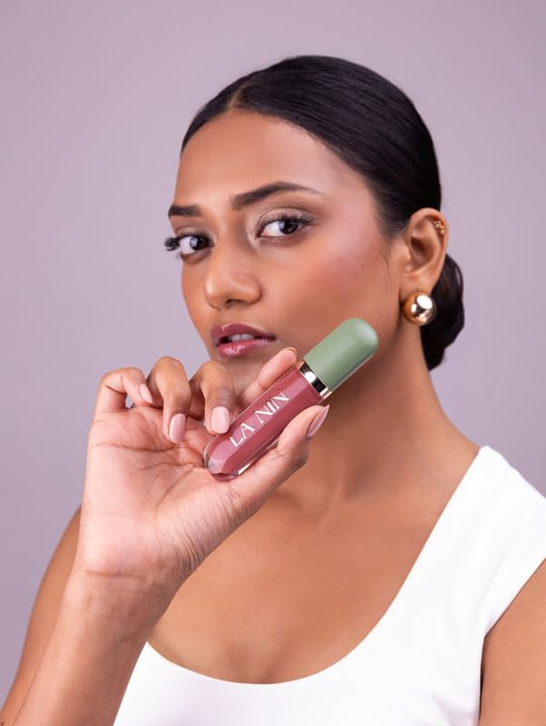 Image of La Nin Skinny Dip Peptide Infused Lip Oil First Love | Light Pink for Women | Peptide Lip Oil for Soft Smooth Lips | Glossy Non Sticky Finish | 6 ml