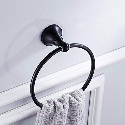 Porte-serviettes en laiton antique pour corriger le manque de rangement de bain