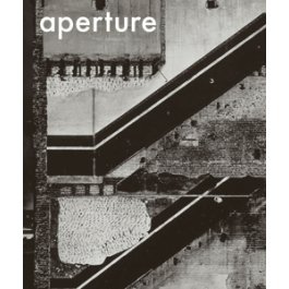 Paperback Aperture 193, Winter 2008 Book