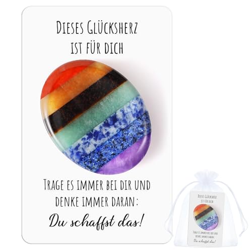 Otuuz Sorgenstein Geschenkset mit Chakra-Stein und Motivationskarte – Regenbogen Daumenstein als Glücksbringer, Beruhigungsstein und Pocket Hug für Alltag und Besondere Momente