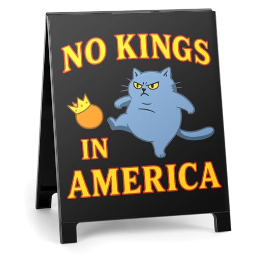 No Kings in America Protest Sign Funny Democracy Anti Crown Themed Black Board Decor for Home Shelf 4th of July Desk Sign Memorial Independence Day Political Satire Gift for Coworkers Friends Acrylic