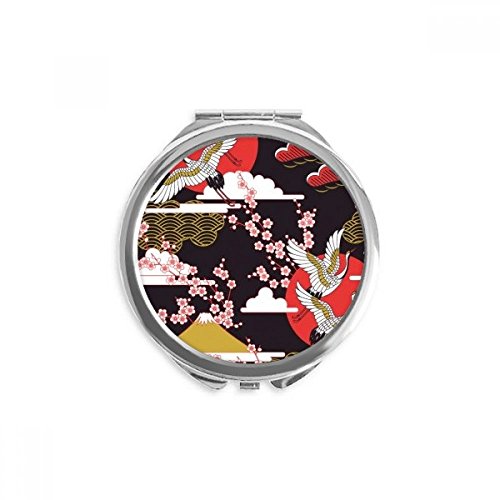 Miroir rond maquillage japonais pour retouches express au soleil en terrasse